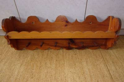 Polička na kořenky