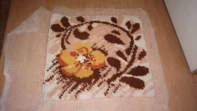 Ručně pletený kobereček2