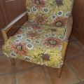 2x starší křeslo  