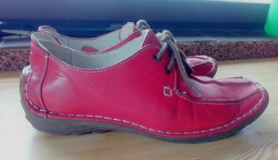 Kožené červené dámské boty vel. 37