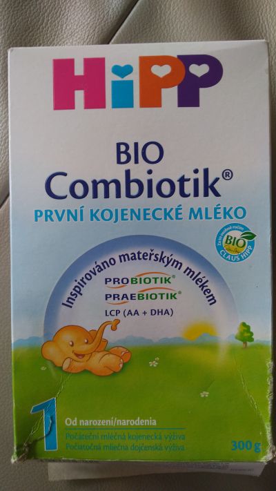 Daruji prvni kojenecke mleko