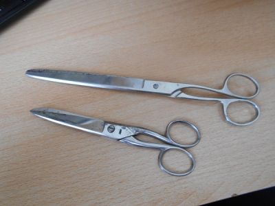 2x retro kancelářské nůžky