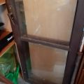 Balkónové dveře dřevěné hnědé s rámem