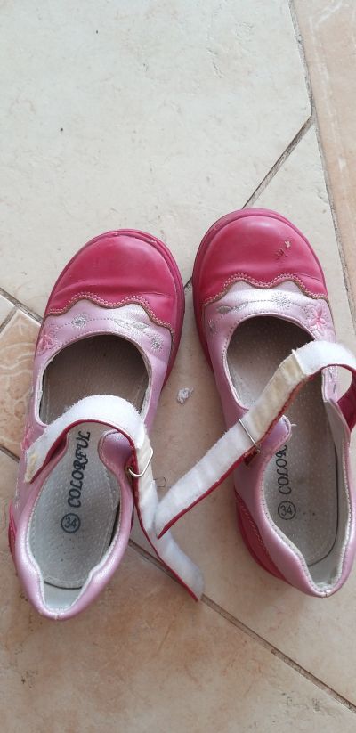 Dívčí sandále 2