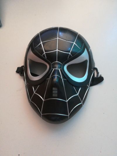 Maska Spidermana černá