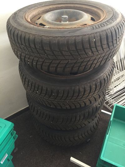 zimní pneu_Bridgestone_185/65 R15 T88