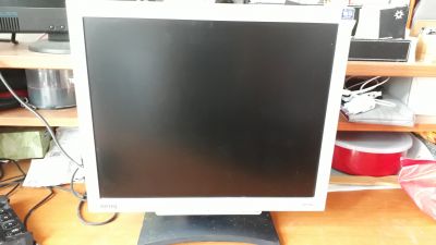 Starý monitor
