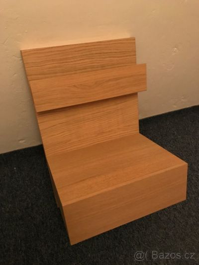 Noční stolek IKEA MALM