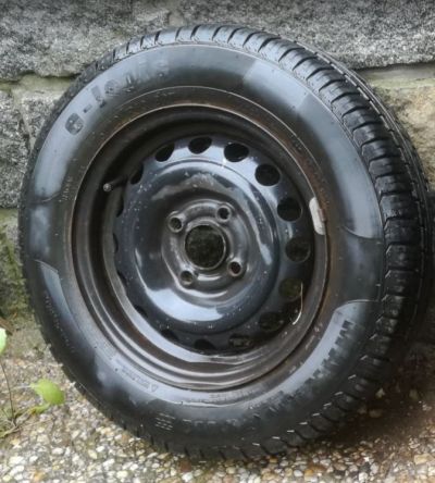 Použité pneumatiky s ocelovými disky  175/70-R13-82T, 2 ks