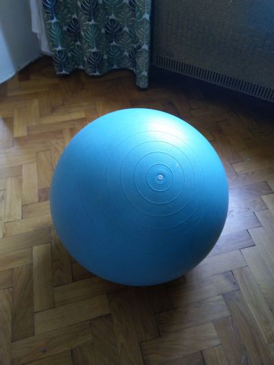 Gymnastický míč průměr 65 cm