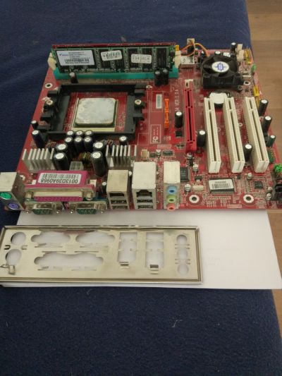 starý mainboard