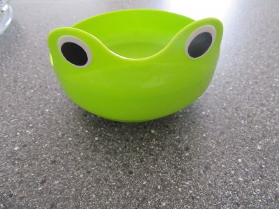 Dětská plastová miska žába (Ikea)