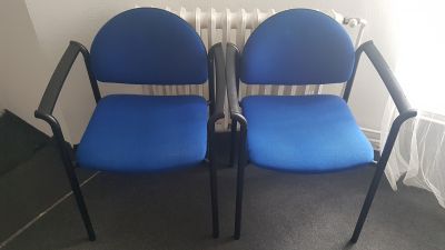 2x obyčejná kancelářská židle - Praha 10