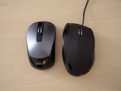 Dvě myši k opravě
