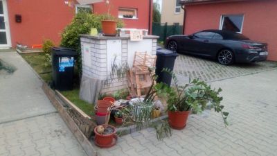 Kytky, truhliky, kvetinace, palety, dosky