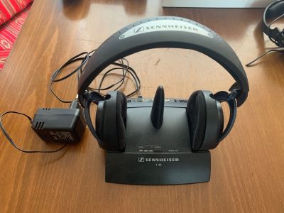 Bezdrátová sluchátka Sennheiser T40 