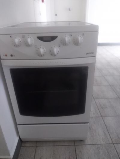 Daruji za odvoz elektrický sporák s varnou deskou Gorenje