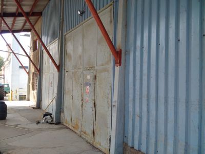 2x plechová průmyslová vrata 3,6 x 3,6 m