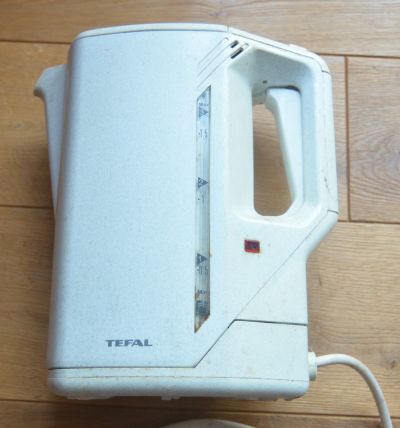 Rychlovarná konvice Tefal