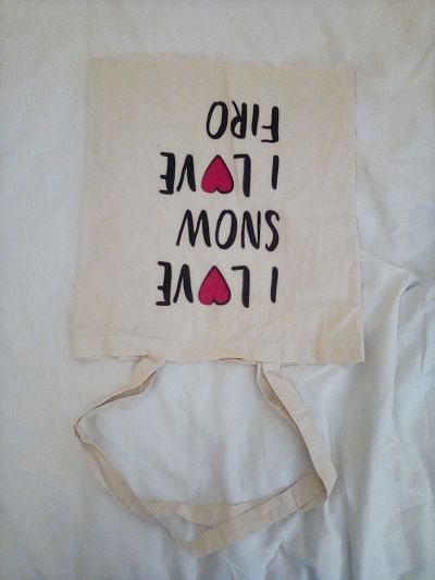 Textilní taška s nápisem Love...