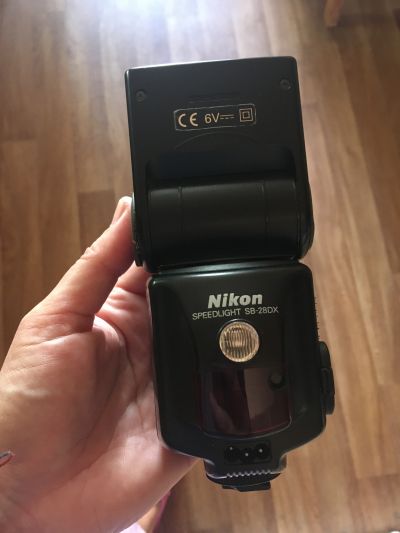 Rucni blesk Nikon sb28 dx
