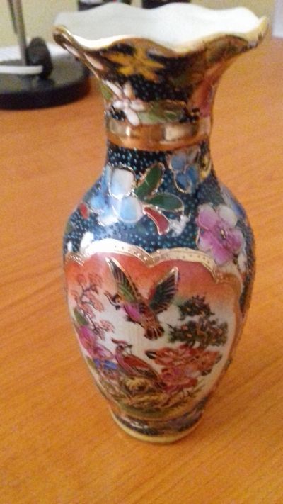 Porcelánová váza II