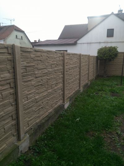 Betonové plotové desky, jednostranné