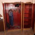 Skříň šatní