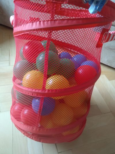 Plastové míčky 