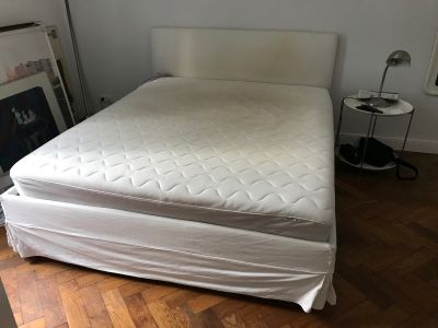 POSTEL IKEA+MATRACE 160X200, 9 LET STARA