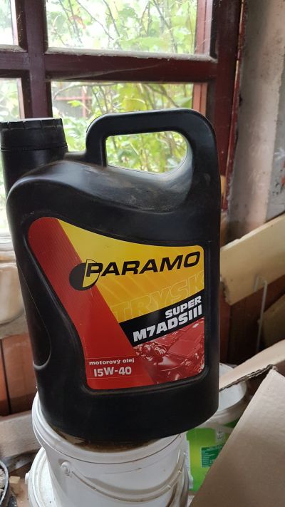 Motorový olej PARAMO 15W-40 pro Diesel