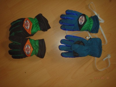 dětské rukavice cca 6-8 let