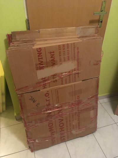 Krabice na stehovani