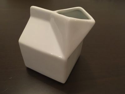 Porcelánová mlékovka - 250 ml