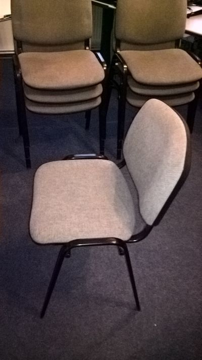 Konferenční židle stohovatelná, 16 kusů 