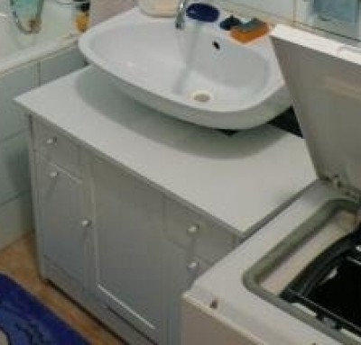 Koupelnová skřínka