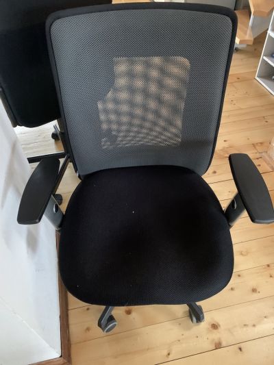 Kancelářská židle, Ikea, rozbitá hydraulika