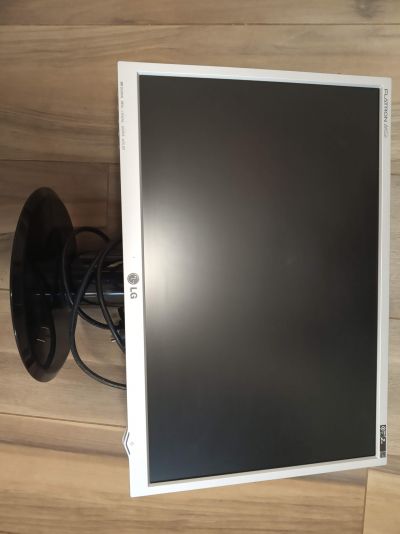 Externí monitor LG Flatron 55 cm