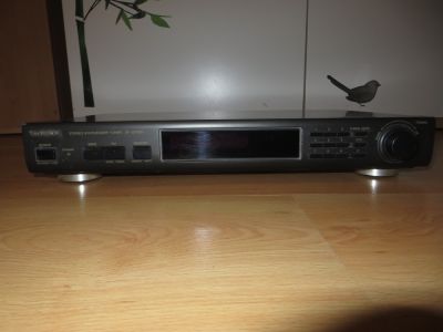 komponentní radio tuner