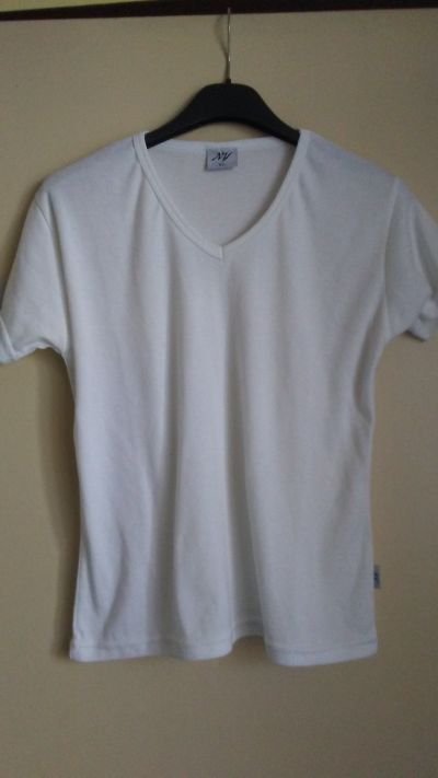 Bílé triko (vel XL)