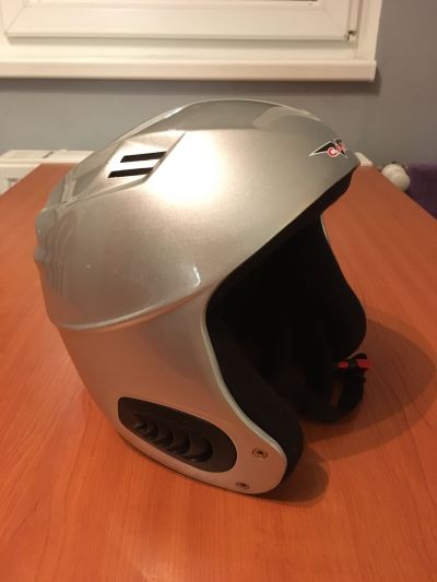 Lyžařská helma XS