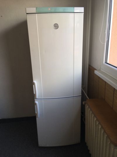 Lednička s mrazákem Elektrolux 2007