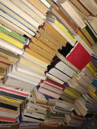 Daruji knihy 7 banánových beden 