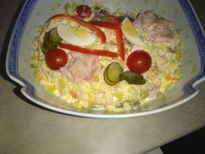 Bramborovy salat a cukrovi