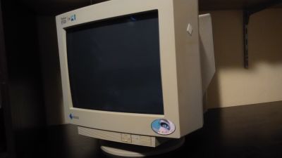  CRT monitor eizo flexscan f520