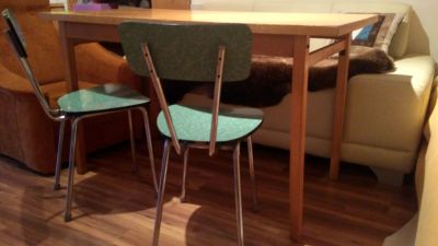 Stůl a židle 