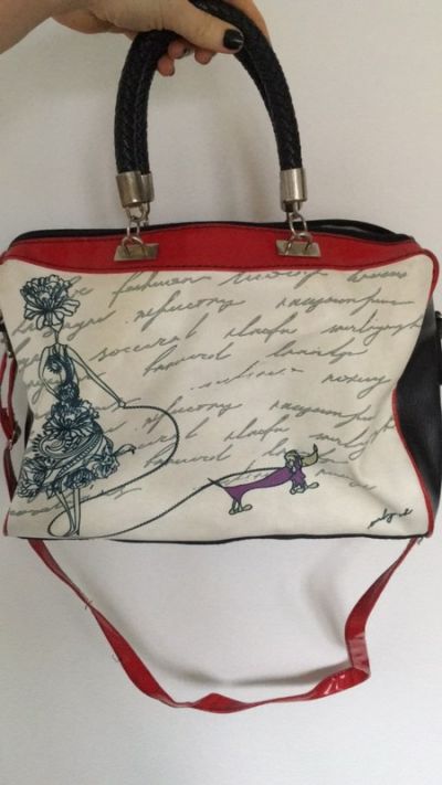 Designová kabelka s motivem jezevčíka