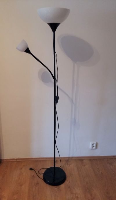 Daruji za odvoz lampu v dobrém stavu. 