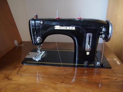 Šicí stroj Minerva