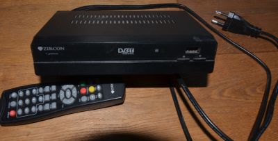 Seto box DVB T. Zircon